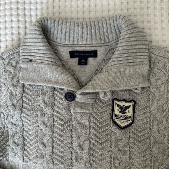 Tommy Hilfiger Boys Cotton Sweater S (6-7) - Picture 3 of 6